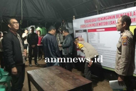 Astama Ops Kapolri Tinjau Posko Kemanusiaan Polda NTT, Bantu Korban Erupsi Gunung Lewotobi Laki-Laki