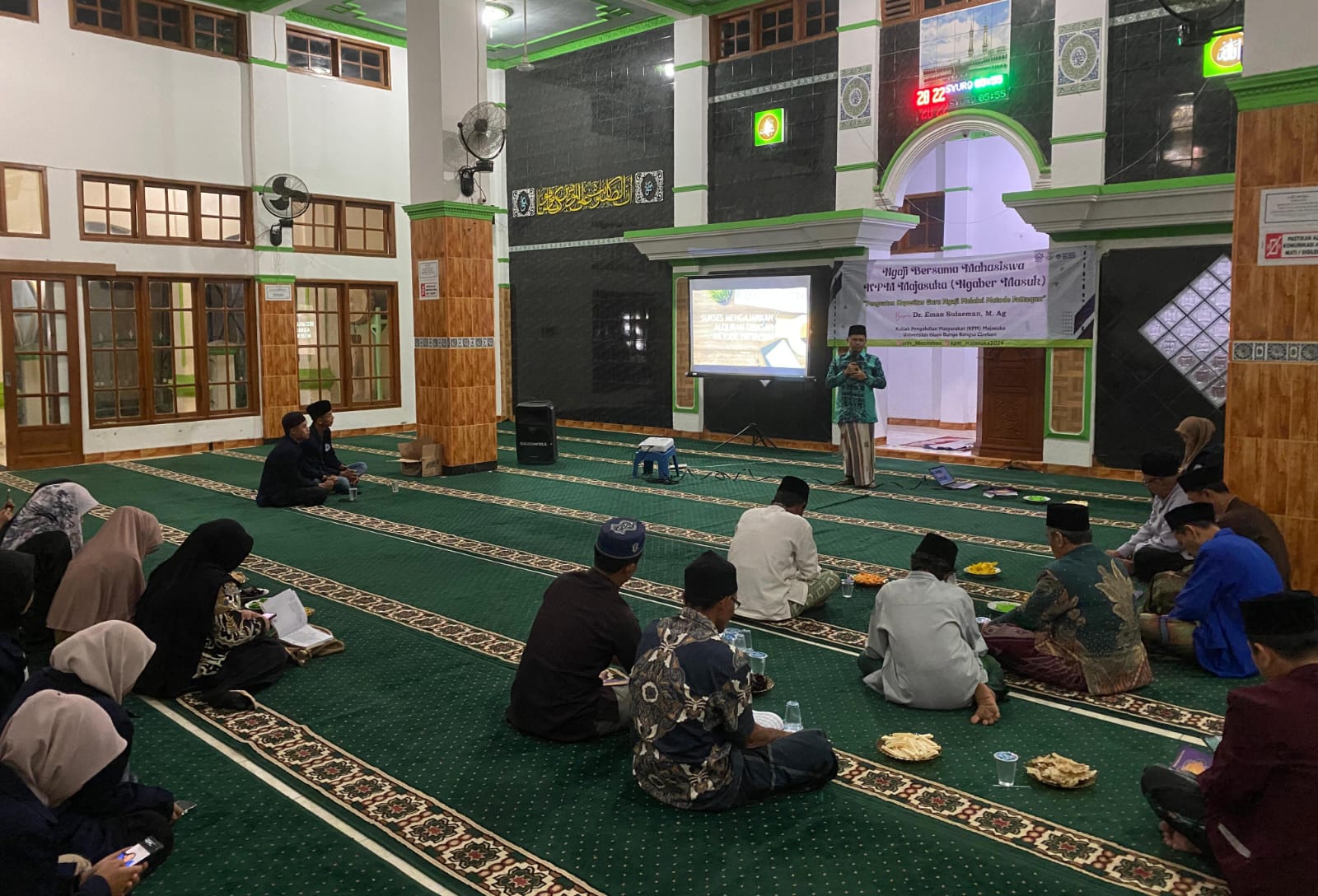 Mahasiswa UI BBC Terapkan Metode Fattaqun untuk Guru Ngaji di Desa Majasuka Majalengka