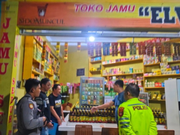 Sebanyak 117 Botol Miras di Amankan Satgas Preventif Sat Samapta Polres Majalengka