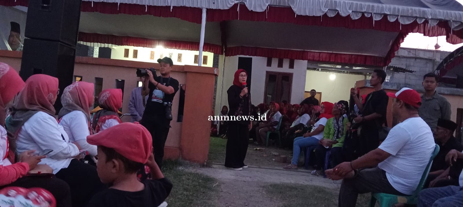 Warga Kecamatan Sliyeg siap dukung Nina Yang Sudah Terbukti