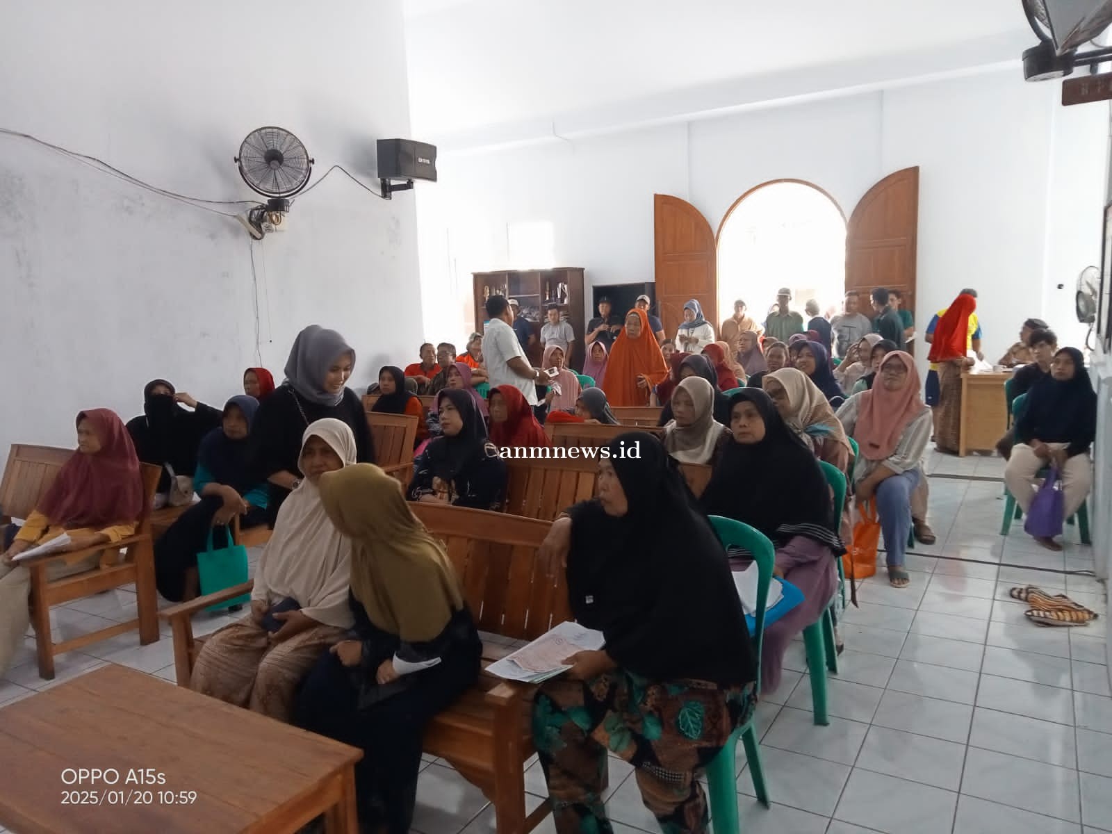 Sebanyak 800 Sertifikat Tanah Program PTSL tahun 2024 Di Bagikan Ke Warga