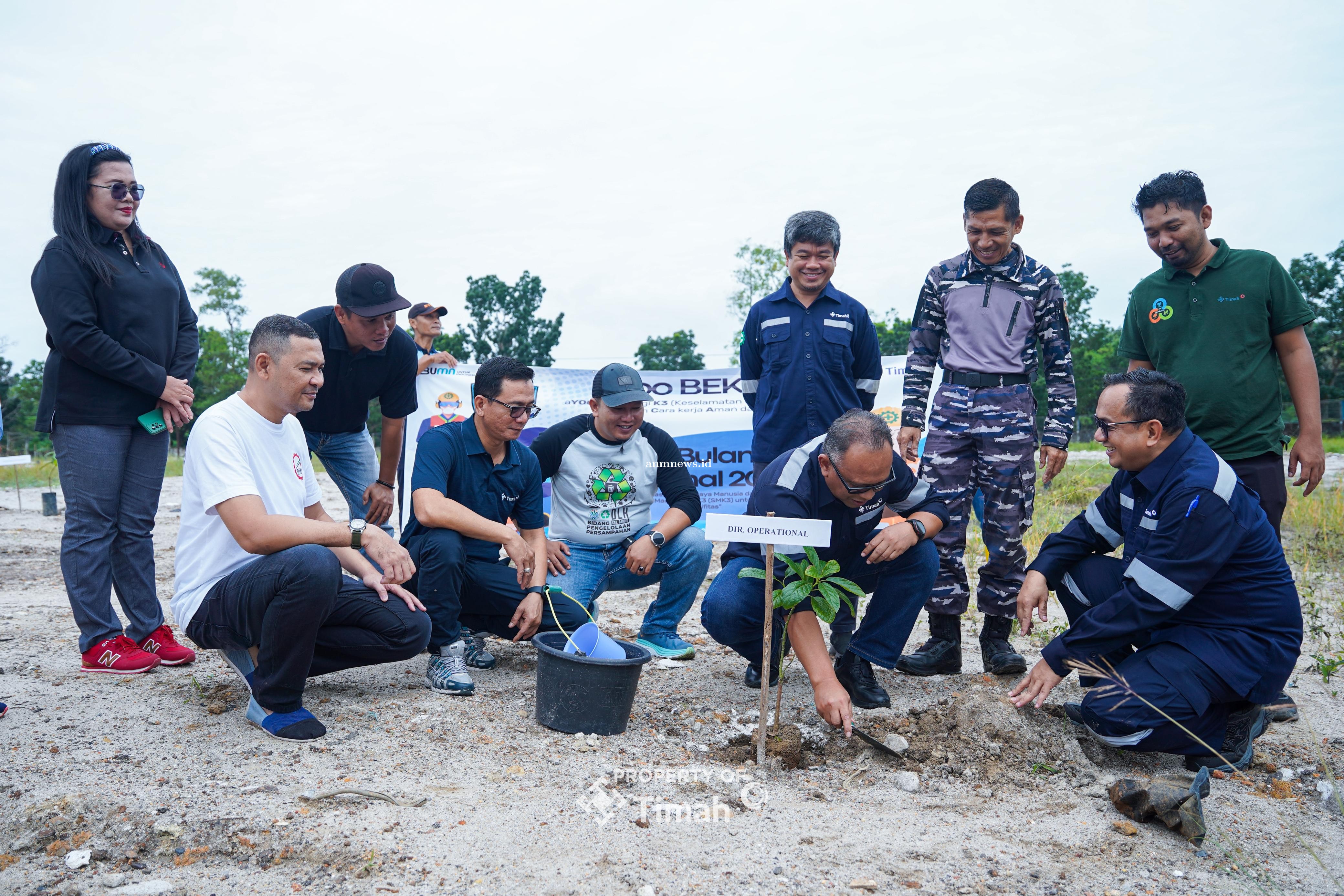 Kolaborasi dengan Pemerintah, PT Timah Tanam 500 Pohon Buah Peringatan Bulan K3 Nasional