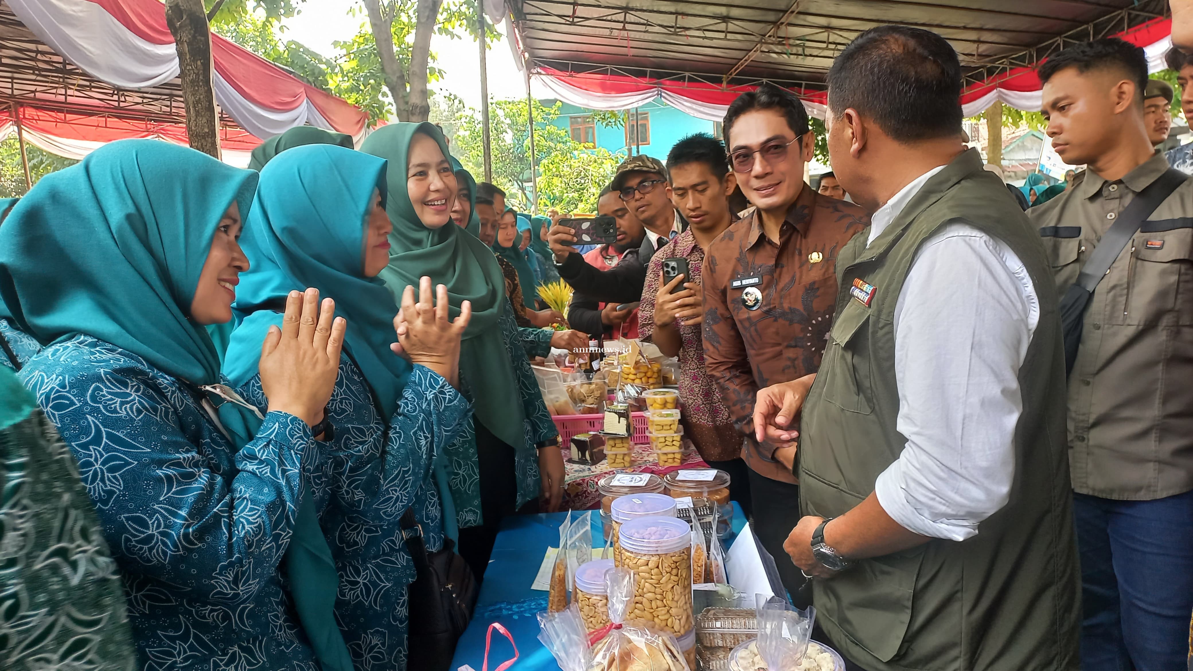 Dharma Wanita dan PKK Kabupaten Majalengka Gelar Bazzar Ramadhan 1446 H.