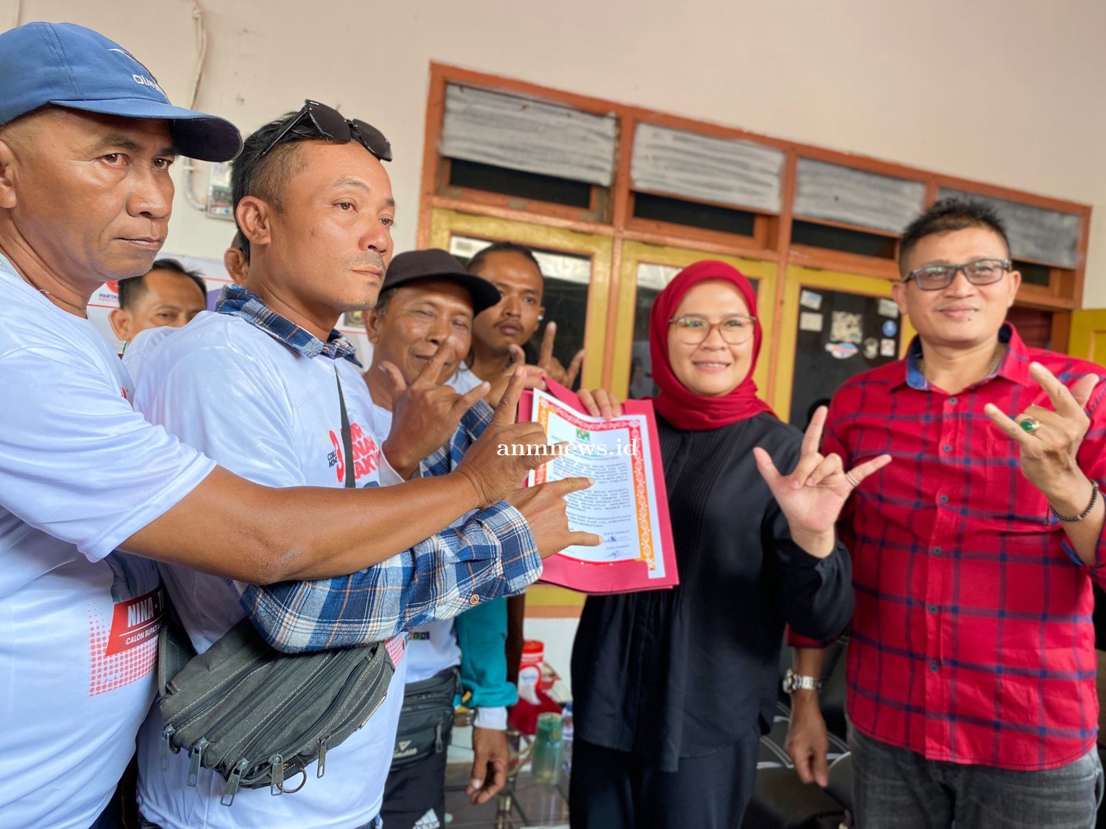 Dukungan Nina Agustina dan Tobroni Terus Mengalir Bagaikan Air