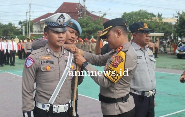 Polres Indramayu Menggelar Apel Oprasi Lilin Lodaya 2024 - 2025