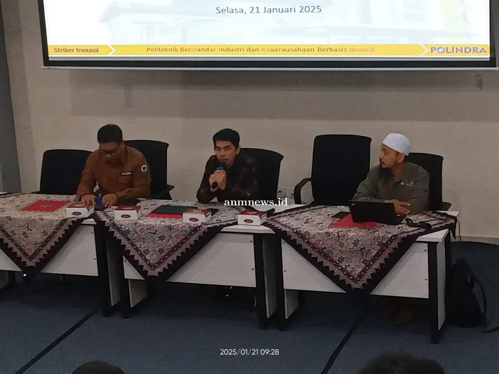 Polindra Gelar Sosialisasi Panduan PUKTI  dan ADMISI, dan Kebijakan Kegiatan PPM Tahun 2025