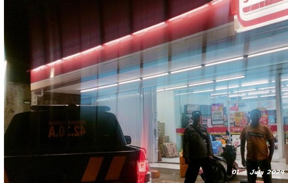 Untuk Menjaga Situasi Tetap Kondusif, Kamtibmas Melaksanakan Patroli Malam