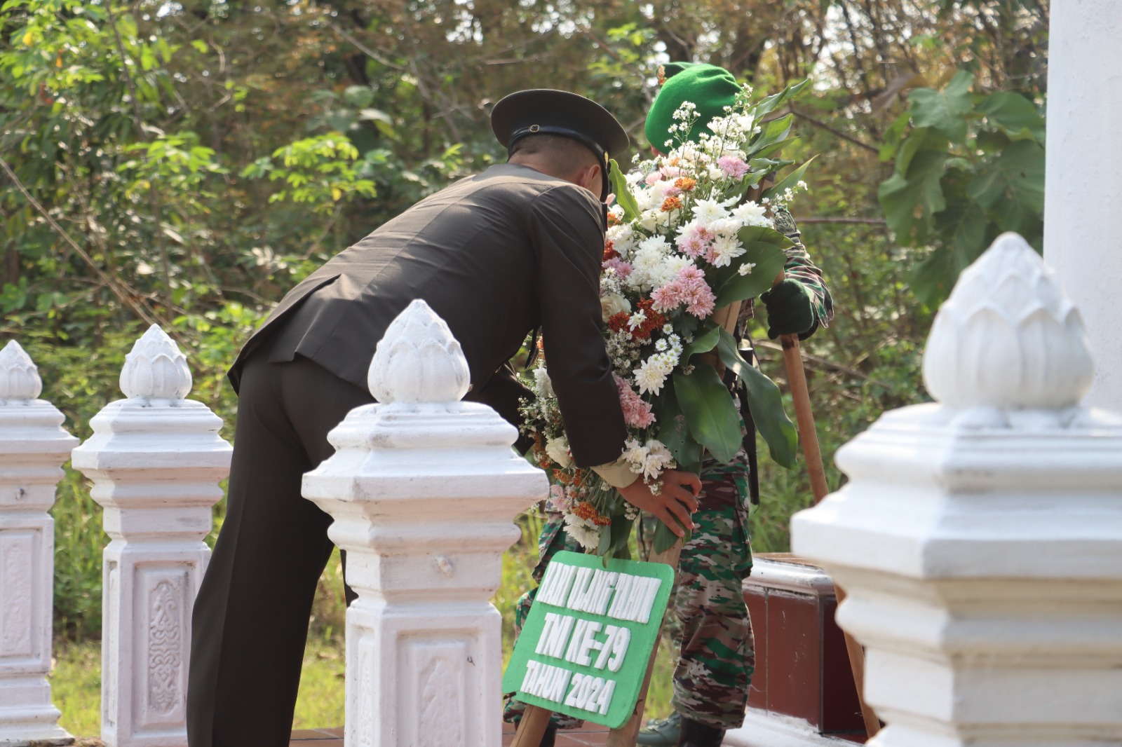 Wakapolres Majalengka Hadiri Ziarah Nasional Peringatan ke-79 HUT TNI di TMP Sawala