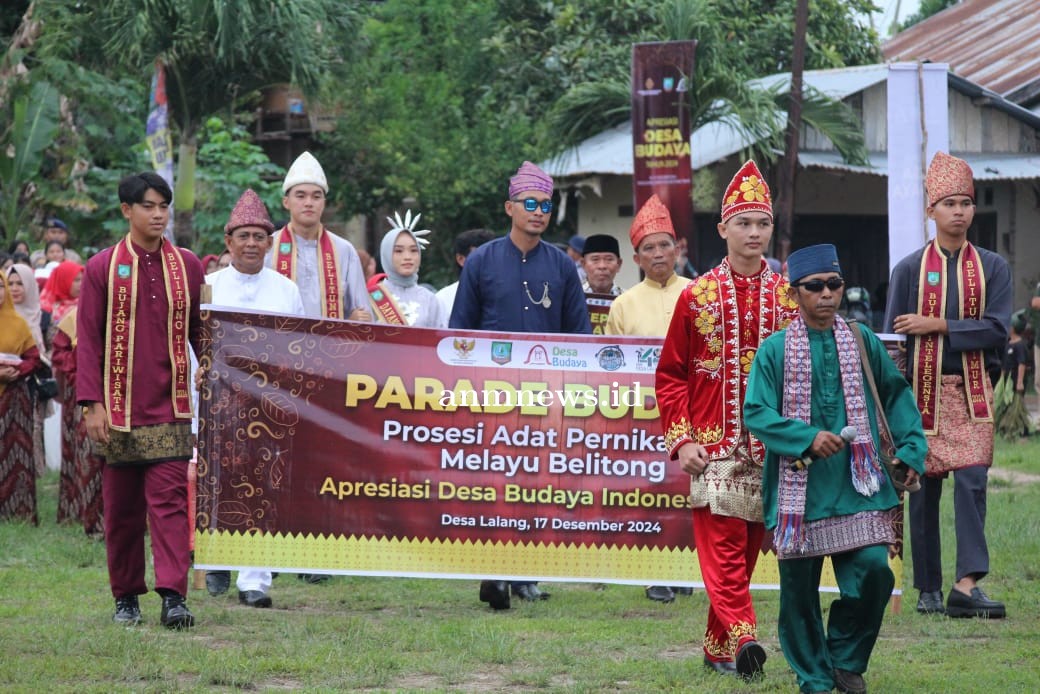 Menteri Kebudayaan Fadli Zon Saksikan Kirab Budaya Desa
