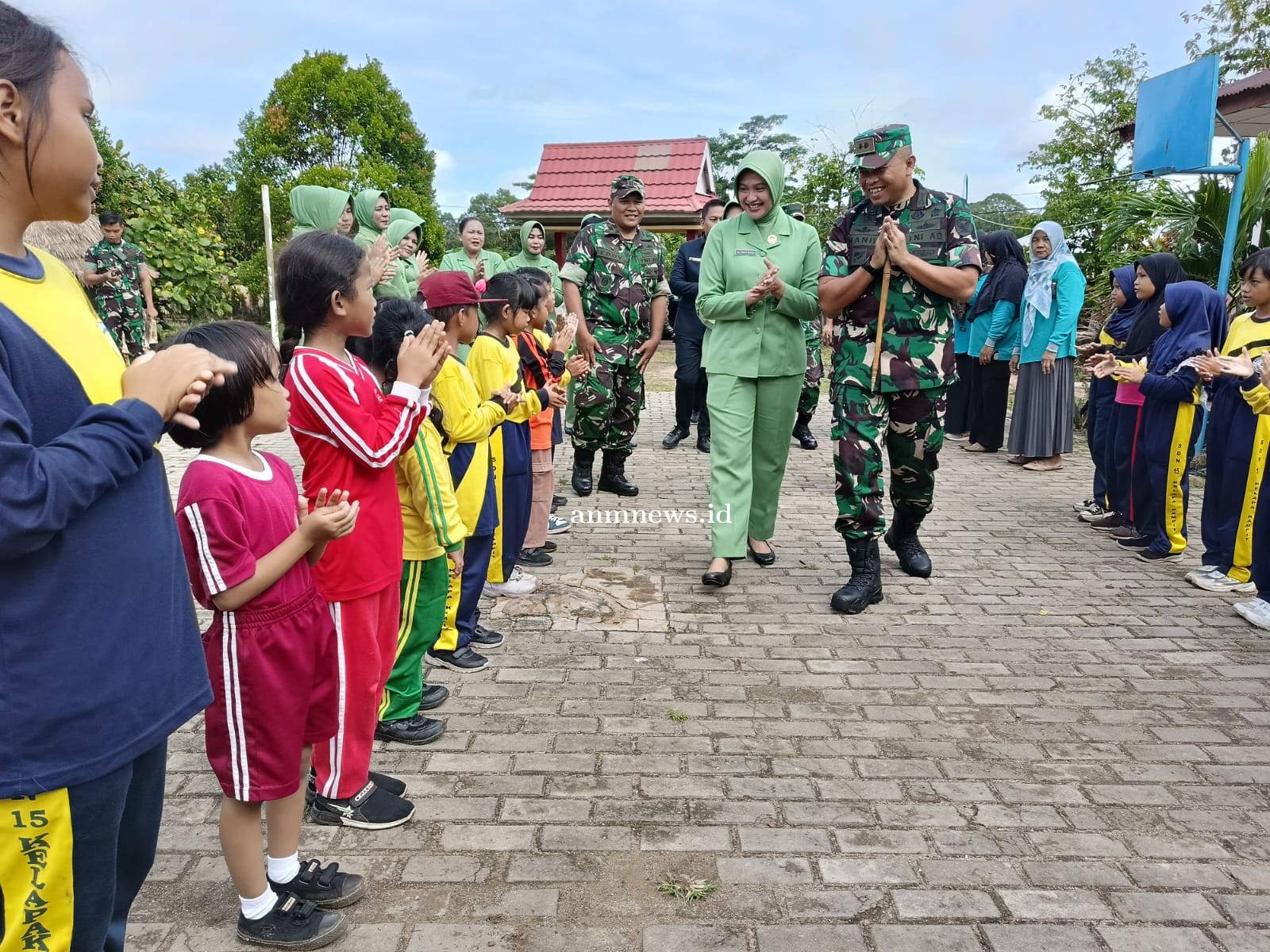 Kodim 0414/ Belitung Gelar Program Unggulan Kodam II/Sriwijaya Dapur Masuk Sekolah