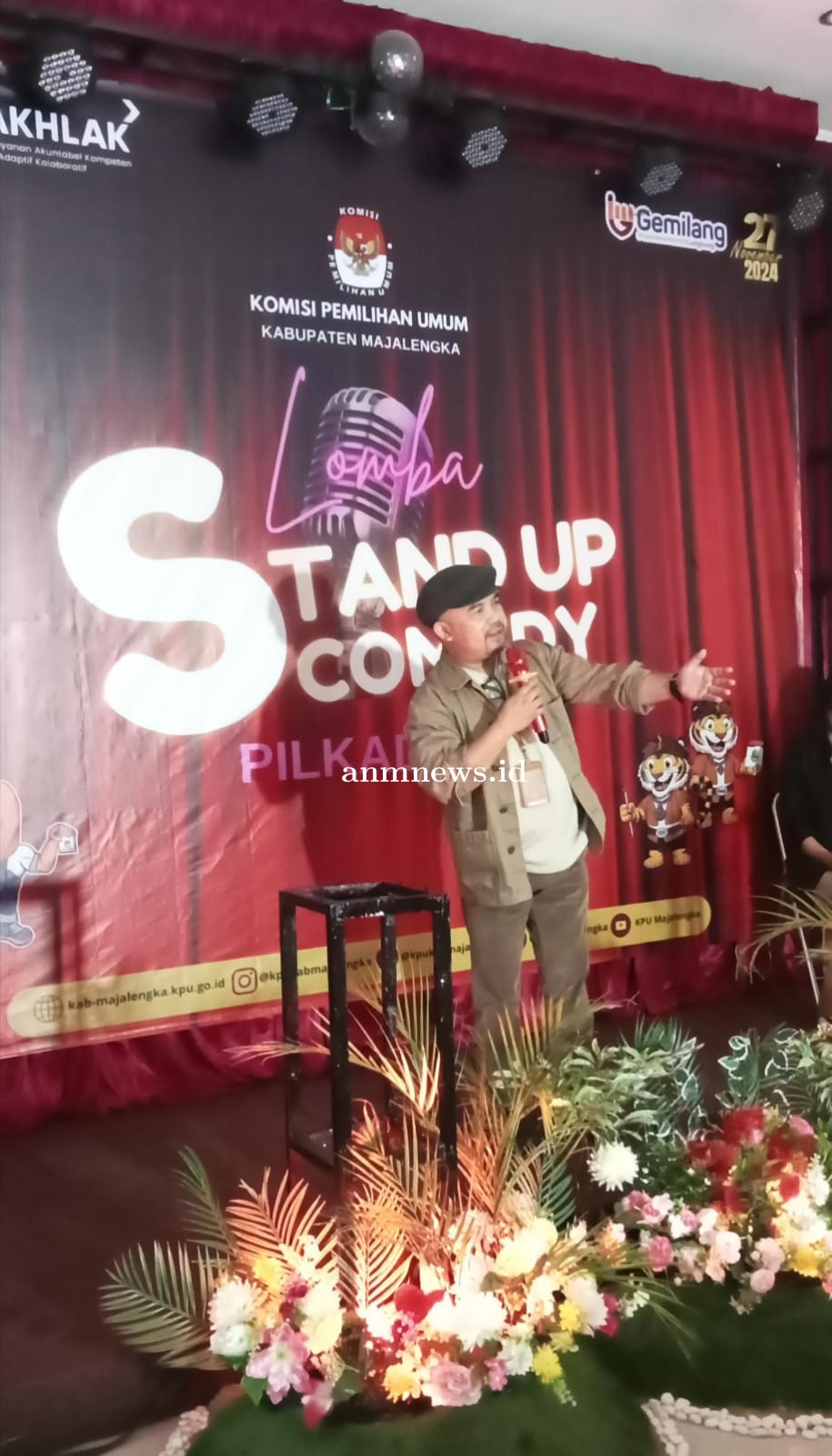 KPU Majalengka Sosialisasikan Pendidikan Politik Melalui Stand Up Comedy