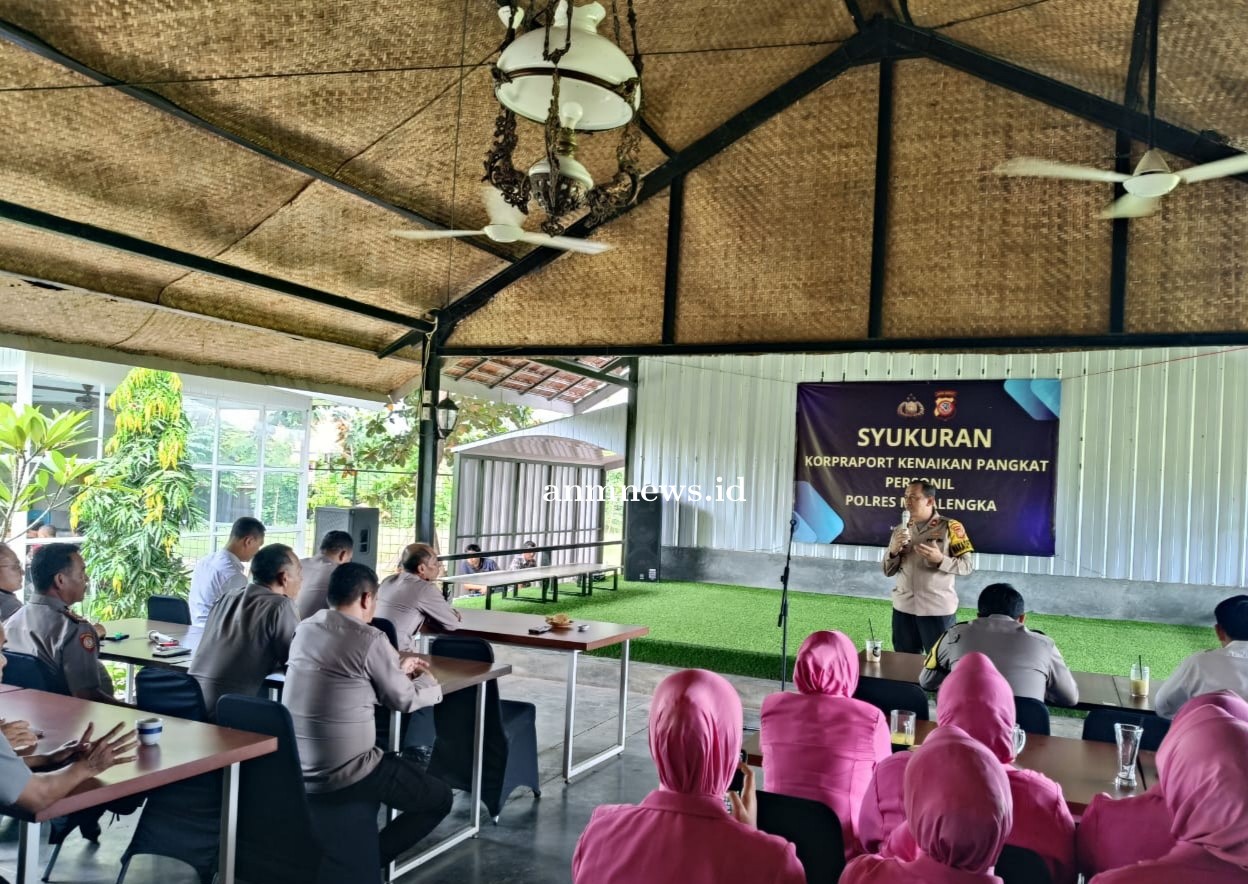Usai Upacara Korps Raport Kenaikan Pangkat, Personel Polres Majalengka Gelar Syukuran